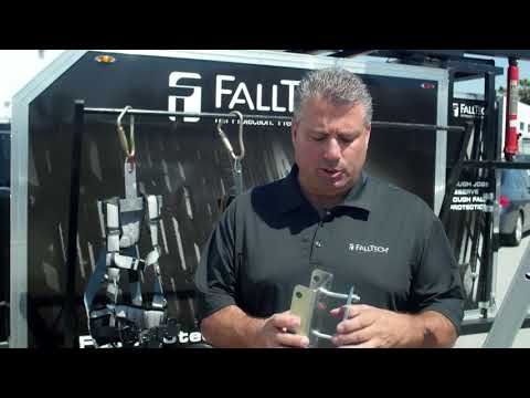 8' Tripod Kit with 7297S Winch, 7281S 3-way SRL-R and Storage Bags (7509S)
